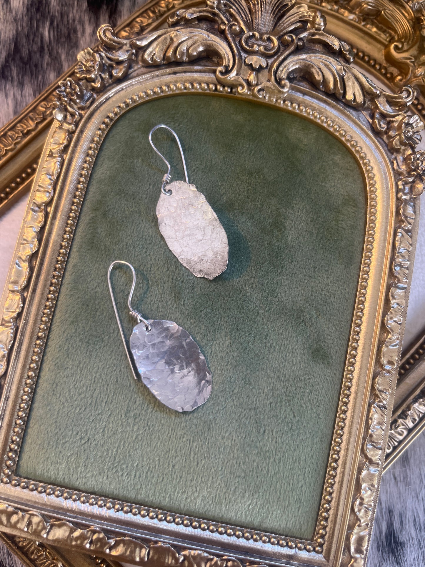 Everyday Dangle Earnings